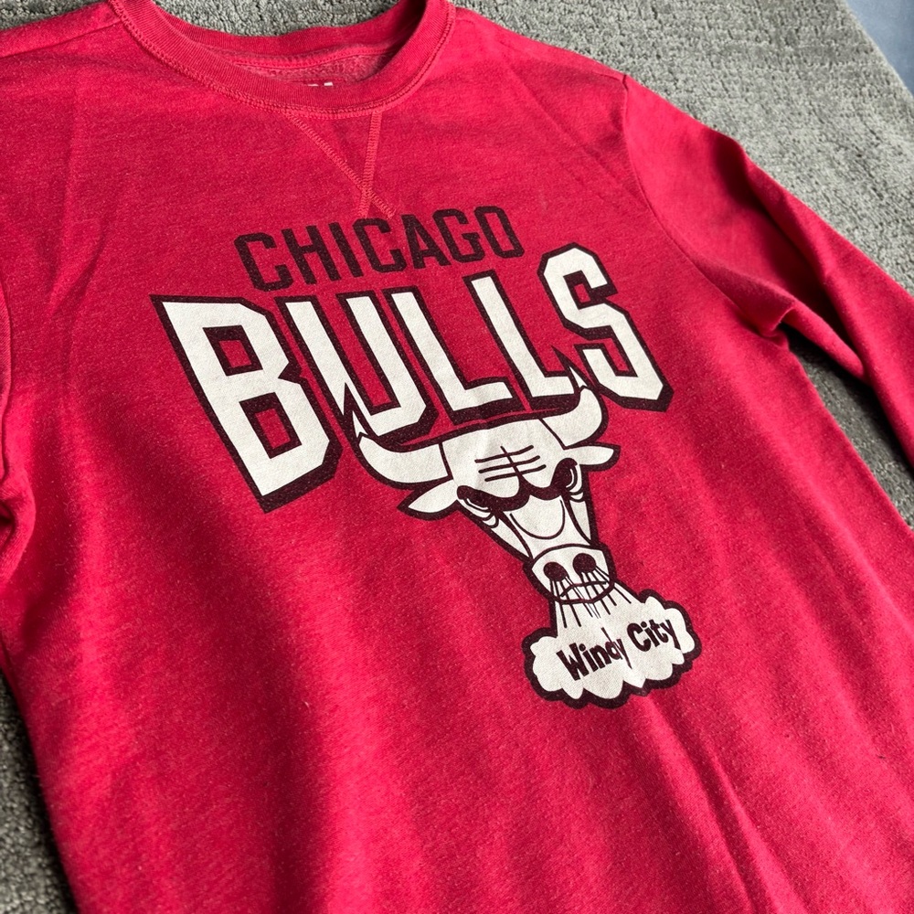 NBA Chicago Bulls Boys Red Crewneck